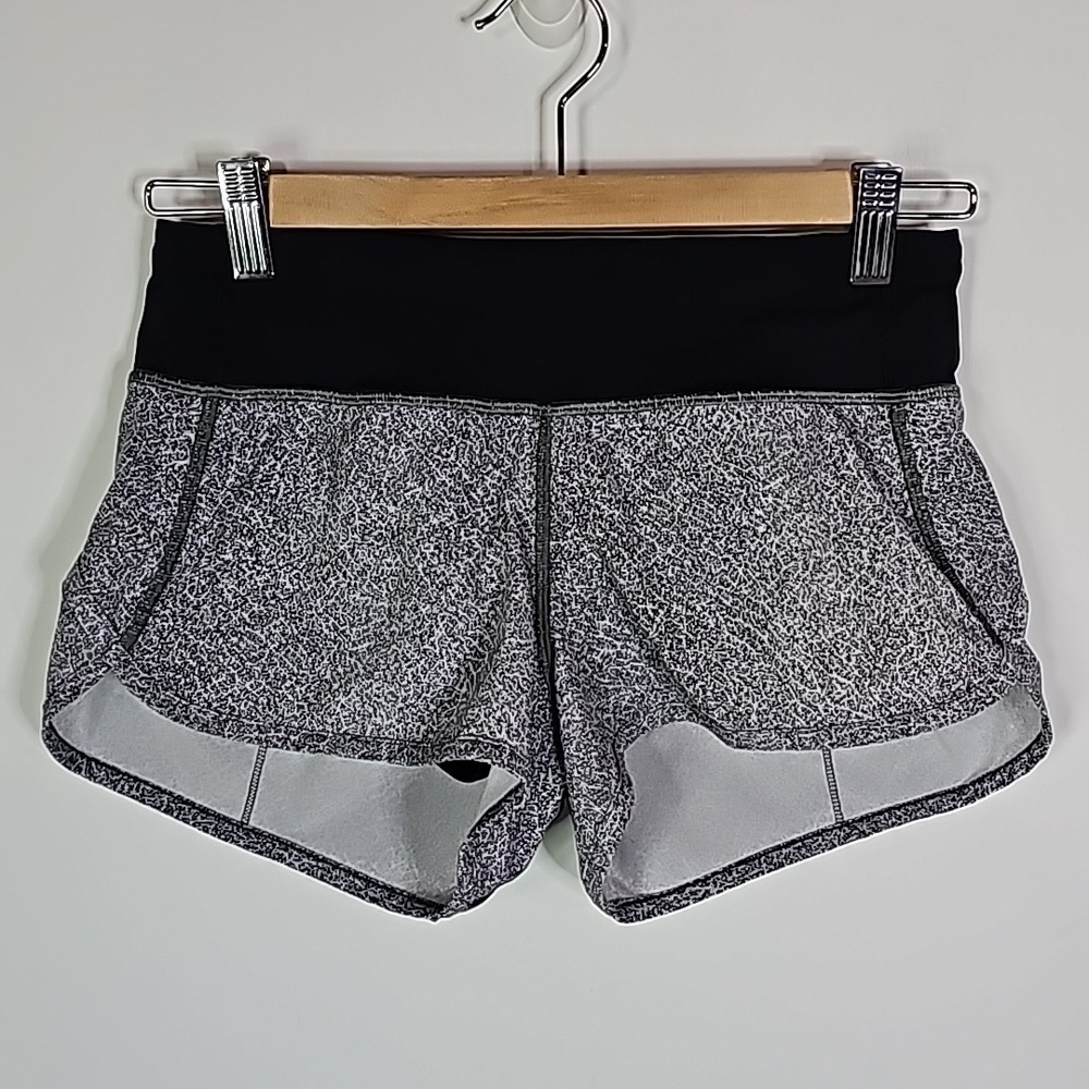 Lululemon white and black size 2 Speed Shorts